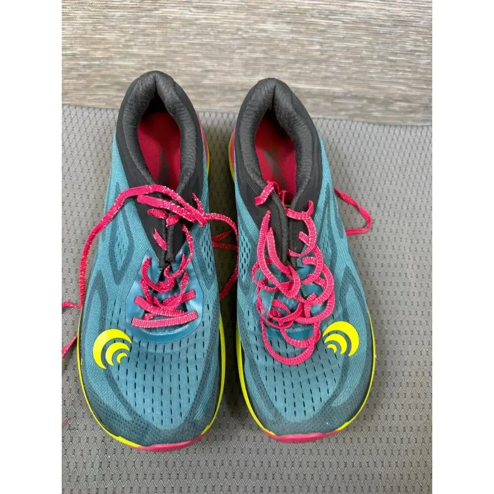 Topo athletic womens
